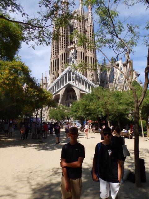 Naši žáci u chrámu Sagrada Familia v Barceloně